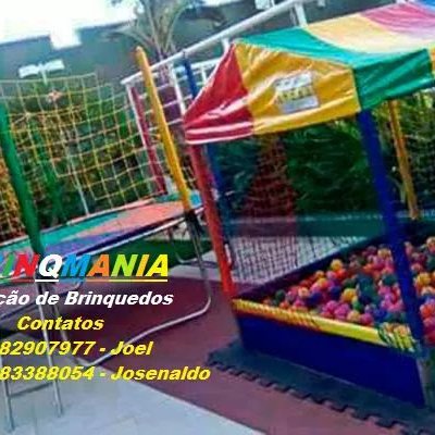 BRINQMANIA LOCALIZAÇÃO DE BRINQUEDOS MESAS E CADEIRAS